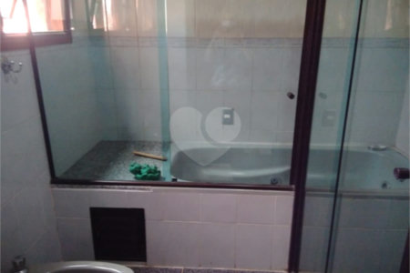 Sobrado à venda com 5 quartos, sendo 2 suítes, em Vila Rosália, Guarulhos, SP