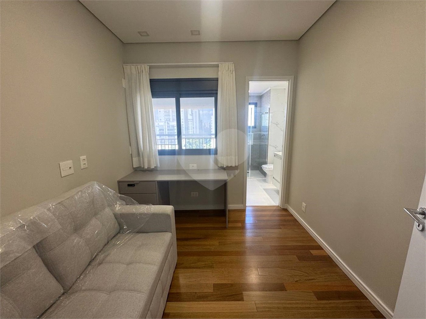 Apartamento à venda com 3 suítes em Brooklin Paulista, São Paulo, SP