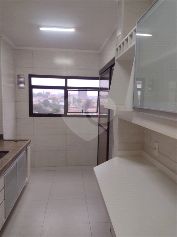 Apartamento no Edificio Jatiúca á venda.