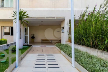 Apartamento à venda com 3 quartos, sendo 1 suíte, em Parque Reboucas, São Paulo, SP