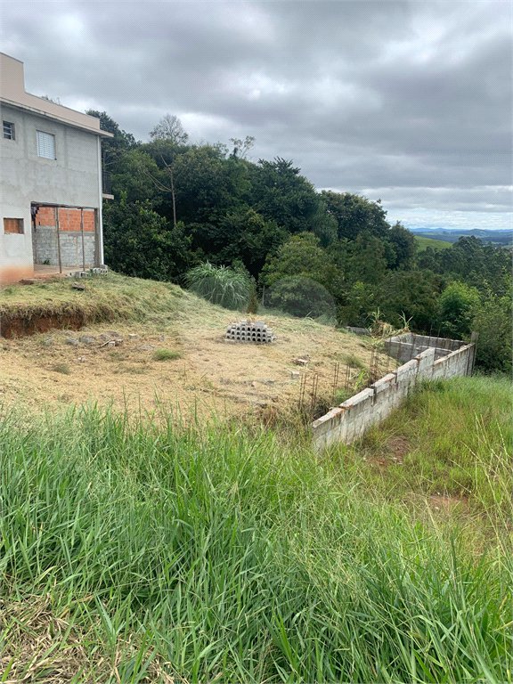 Terreno à venda em Cachoeirinha, Bom Jesus dos Perdões, SP