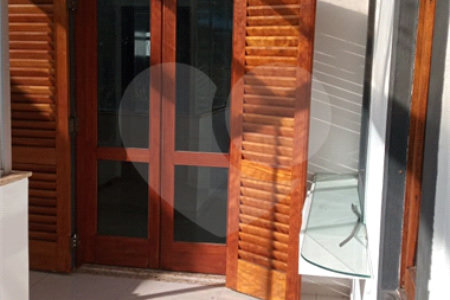 Casa à venda com 3 suítes no condomínio Villaggio Capriccio, Louveira - SP