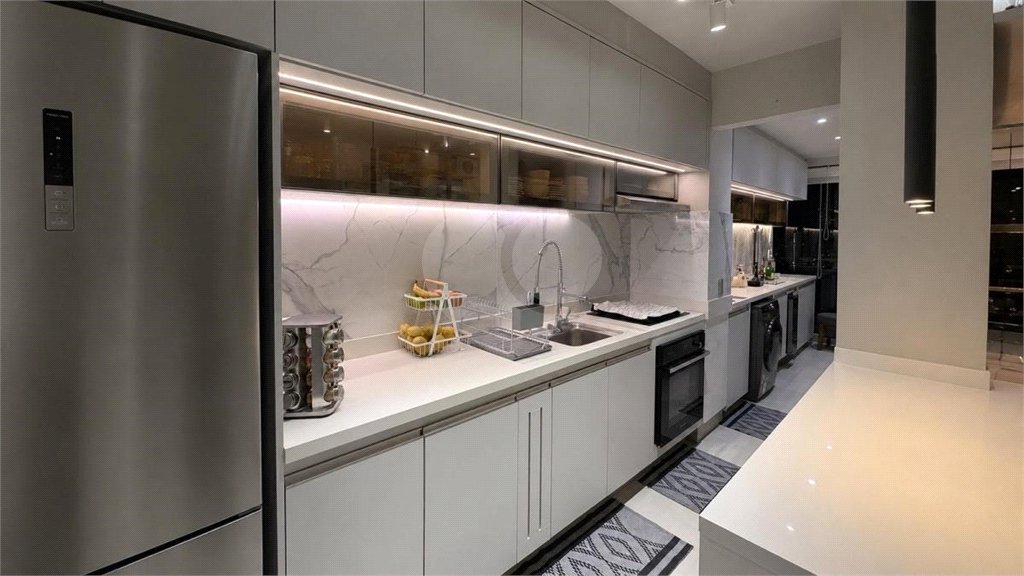 Apartamento à venda com 2 quartos, sendo 1 suíte,  em Vila Dom Pedro I, São Paulo, SP