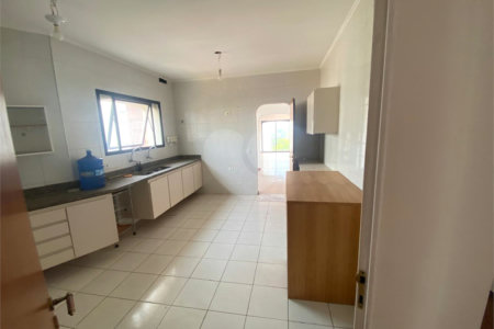 Apartamento para alugar com 3 suítes em Pinheiros, São Paulo, SP