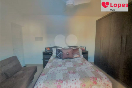 Casa à venda com 5 quartos, sendo 1 suíte, em Jardim Shangri-lá, Atibaia, SP