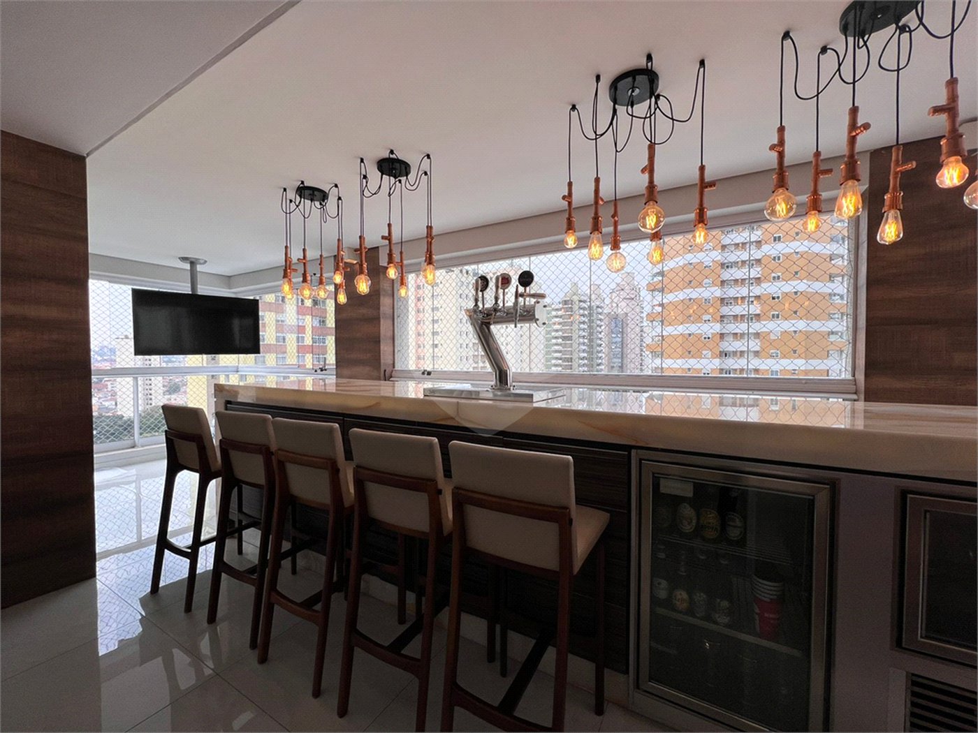 Apartamento à venda com 3 suítes em Santana, São Paulo, SP