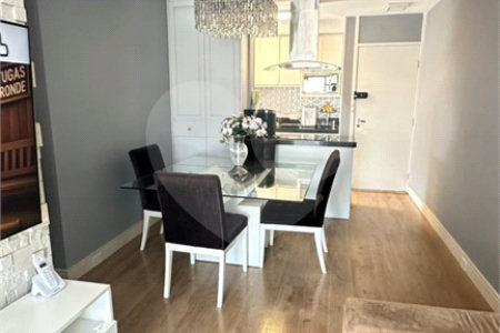 Apartamento à venda com 3 quartos, sendo 1 suíte, em Jardim Belaura, São Paulo, SP