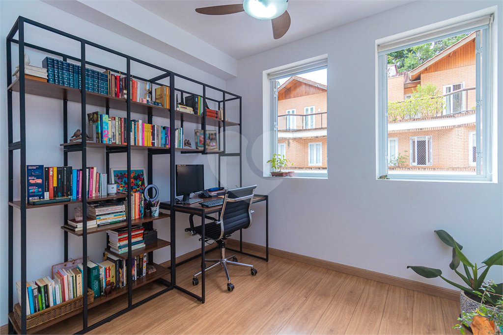 Casa à venda com 4 suítes no condomínio Vila Inglesa, São Paulo - SP