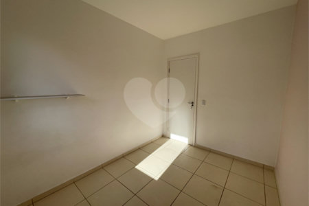 Apartamento para alugar com 2 quartos em Vila Popular, Itapetininga, SP