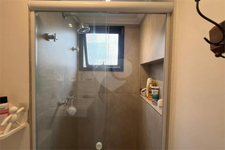 Apartamento à venda com 2 quartos, sendo 1 suíte,  em Vila Madalena, São Paulo, SP