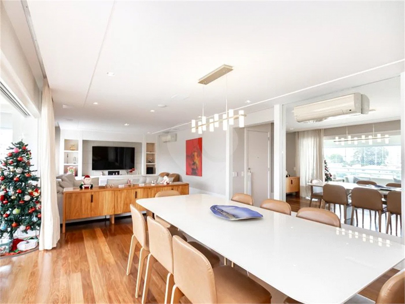 Apartamento à venda com 3 suítes em Vila Mariana, São Paulo, SP