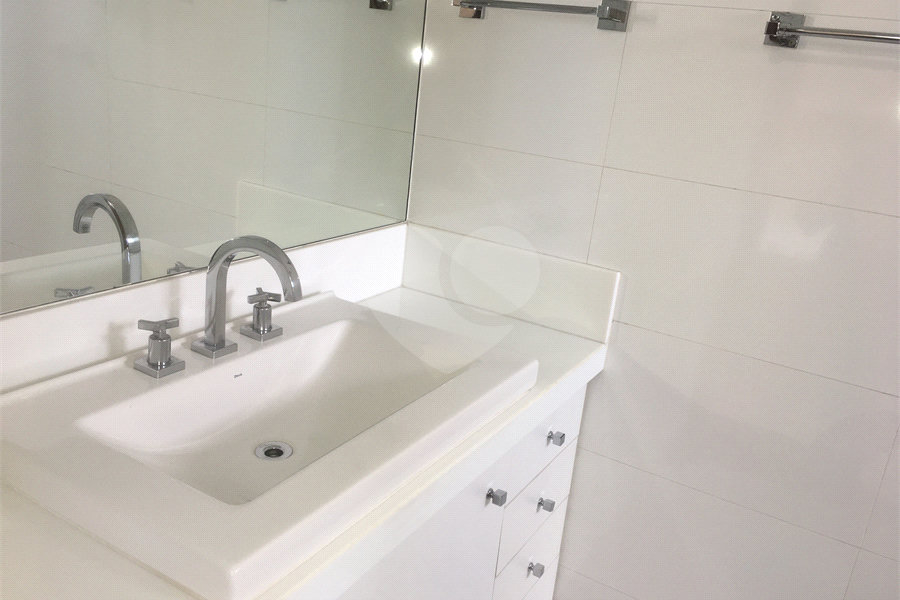 Apartamento para alugar com 3 quartos, sendo 2 suítes,  em Santana, São Paulo, SP