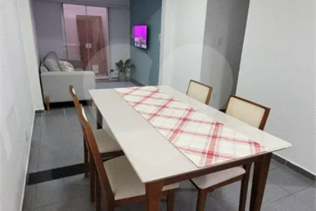 Casa à venda com 3 quartos no Parque Santana.