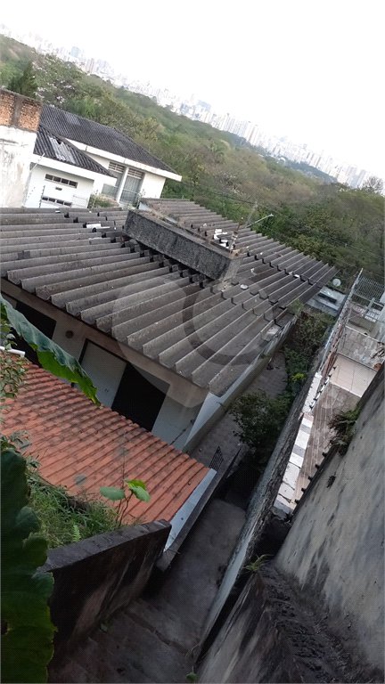 Casa à venda com 4 quartos, sendo 2 suítes, em Jardim São Bento, São Paulo, SP