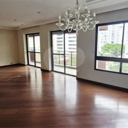 Apartamento à venda com 4 quartos, sendo 3 suítes, em Santa Cecília, São Paulo, SP