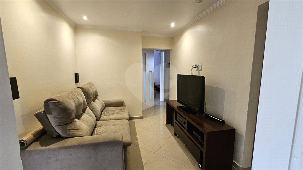 Apartamento à venda com 3 quartos, sendo 1 suíte, em Moema, São Paulo, SP