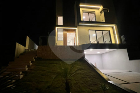 Casa à venda com 3 suítes no condomínio Mosaico Essence - Fase 2, Mogi das Cruzes - SP