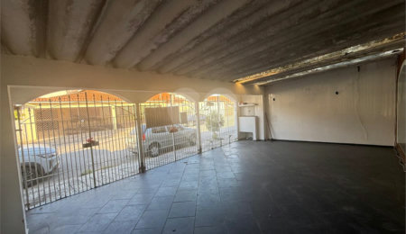 Sobrado à venda com 3 quartos, sendo 1 suíte,  em Vila Santo Antônio, São Paulo, SP