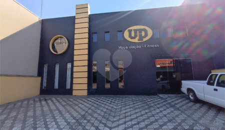 Salão Comercial à venda ou para alugar no Centro, Itapetininga, SP