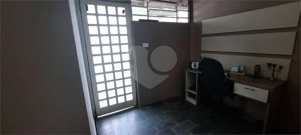 Casa à venda com 3 quartos, sendo 1 suíte, no condomínio Alpes da Cantareira, Mairiporã - SP