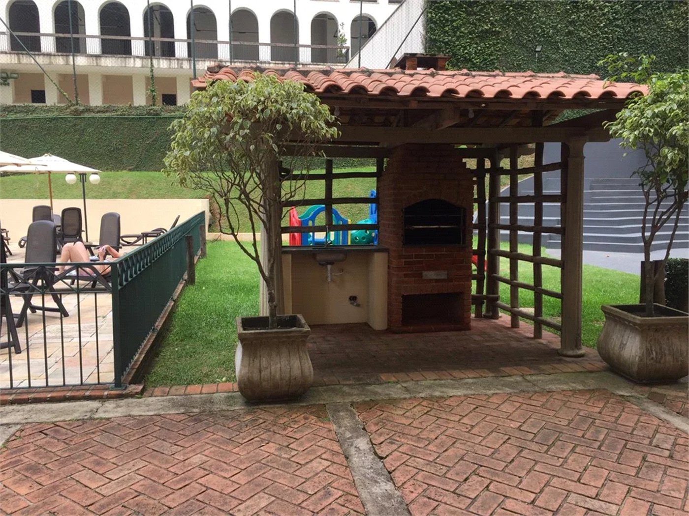 Apartamento à venda com 3 suítes em Vila Suzana, São Paulo, SP