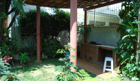Casa Térrea à venda com 3 quartos em Campo Belo, São Paulo, SP