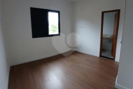 Casa à venda com 2 suítes em Vila Brasileira, Mogi das Cruzes, SP