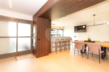 Apartamento à venda com 3 quartos, sendo 1 suíte, em Vila Mariana, São Paulo, SP