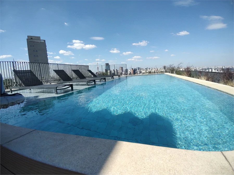 Apartamento à venda ou para alugar com 1 suíte em Jardim das Bandeiras, São Paulo, SP