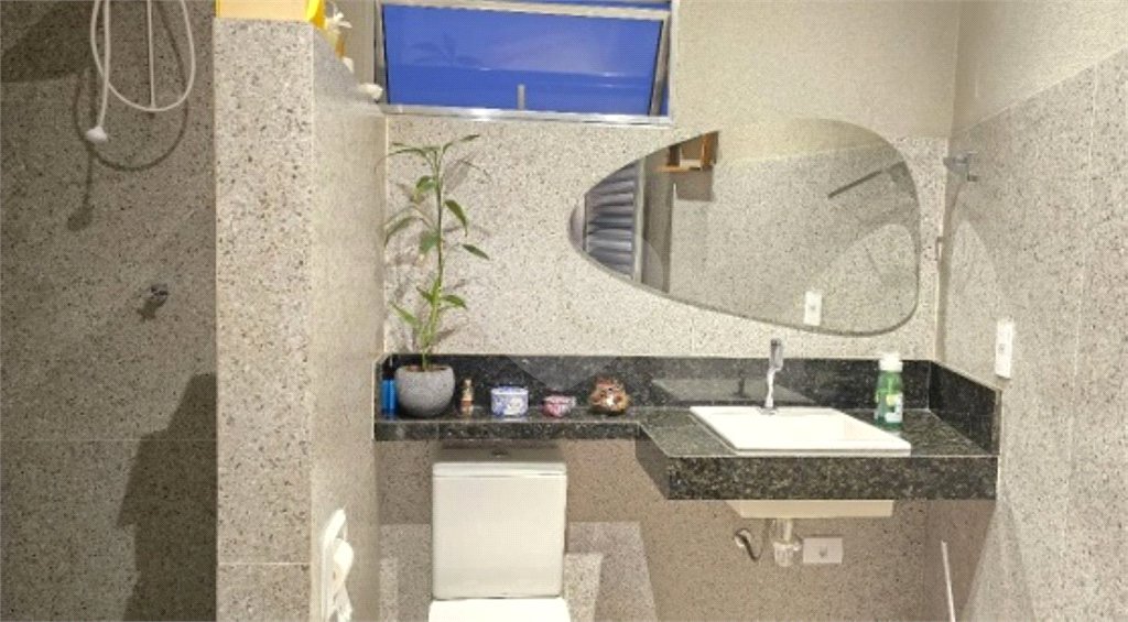 Sobrado à venda com 3 quartos, sendo 1 suíte, em Tremembé, São Paulo, SP
