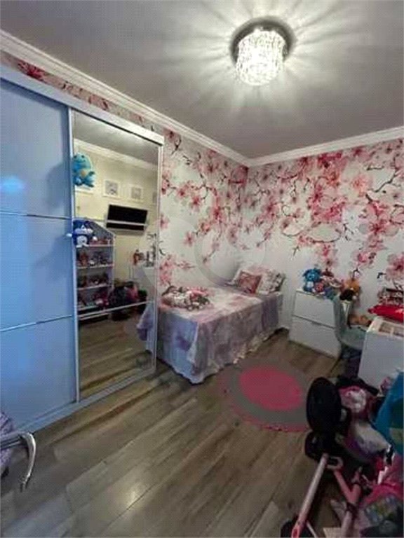 Casa à venda com 3 quartos, sendo 1 suíte, no condomínio Horto Florestal II, Sorocaba - SP