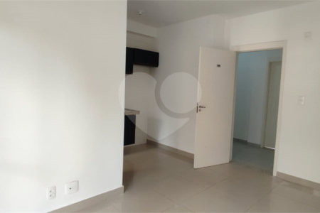 Apartamento com 2 dormitórios