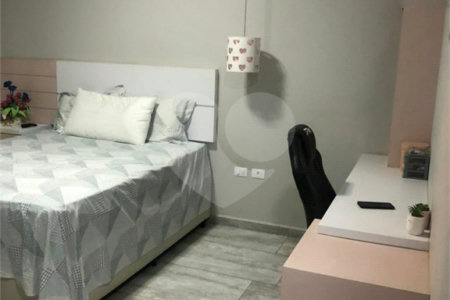 Casa à venda com 3 suítes no condomínio Vila do Bosque, Sorocaba - SP