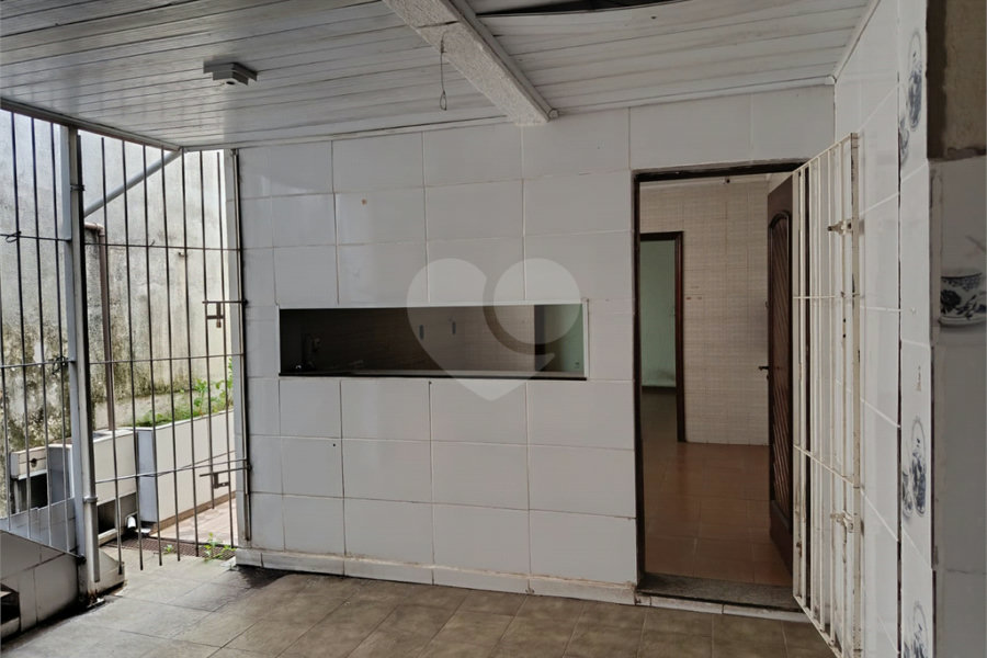 Sobrado à venda com 3 quartos, sendo 1 suíte,  em Vila Lucia, São Paulo, SP