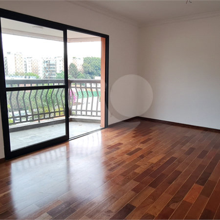 Apartamento para alugar com 3 quartos, sendo 1 suíte, em Chácara Santo Antônio, São Paulo, SP