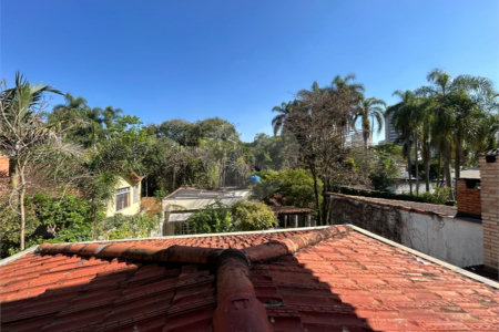 Sobrado à venda ou para alugar com 4 quartos, sendo 1 suíte, em Santo Amaro, São Paulo, SP