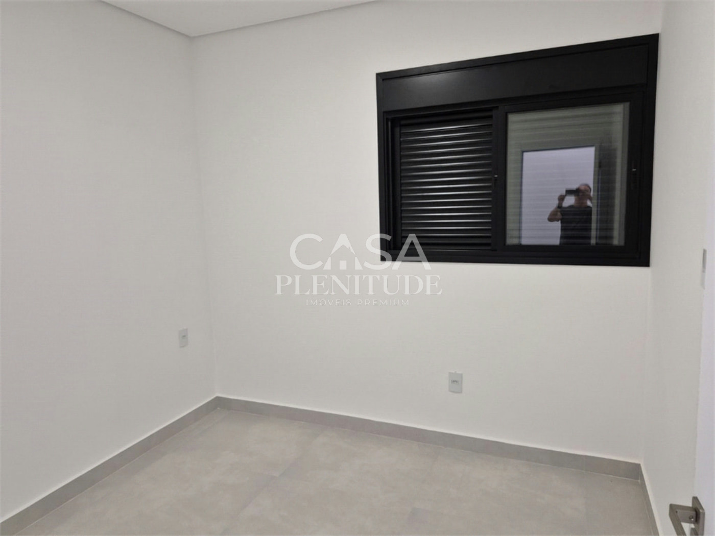 Casa em condomínio à venda com 3 quartos, sendo 1 suíte, em Jardim Villagio Milano, Sorocaba, SP