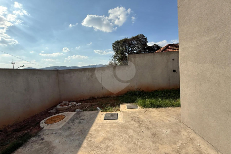 Casa à venda com 3 suítes no condomínio Residencial Floresta, São Paulo - SP