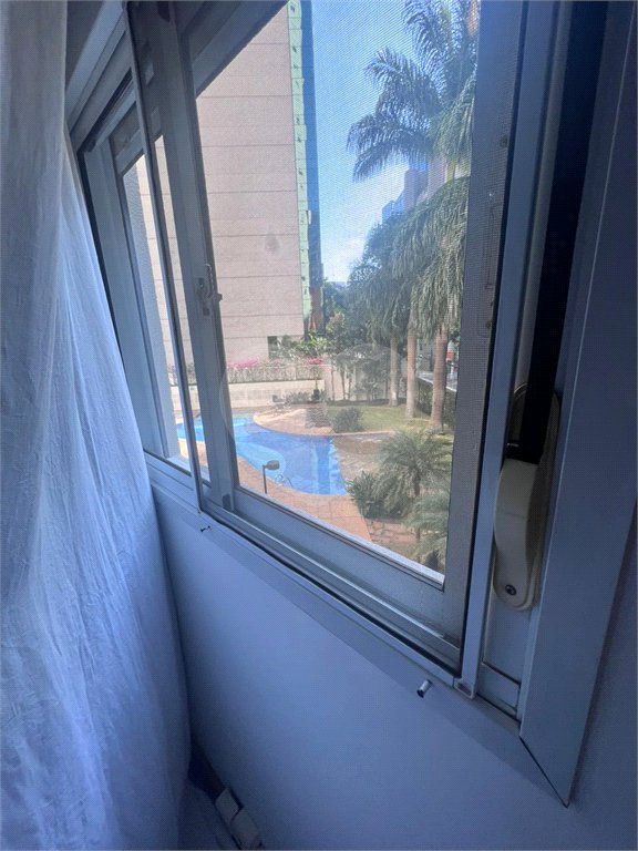 Apartamento à venda com 3 quartos, sendo 1 suíte, em Vila Olímpia, São Paulo, SP