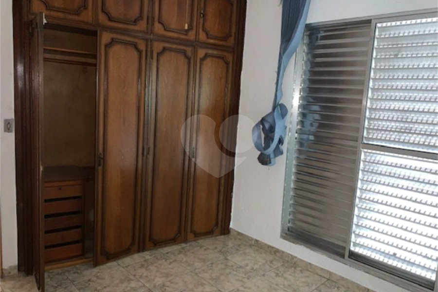 Sobrado à venda com 3 quartos, sendo 1 suíte, em Tremembé, São Paulo, SP