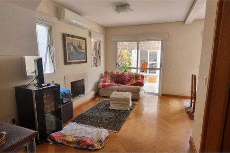 Casa à venda com 4 quartos, sendo 2 suítes,  no condomínio Casas de Windsor, São Paulo - SP