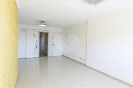 Apartamento à venda com 3 quartos, sendo 1 suíte, em Vila Polopoli, São Paulo, SP