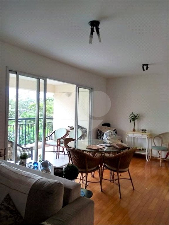 Apartamento à venda com 3 quartos, sendo 1 suíte, em Vila Sônia, São Paulo, SP