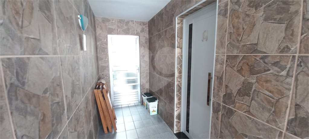 Sobrado à venda com 3 quartos, sendo 1 suíte,  em Tremembé, São Paulo, SP