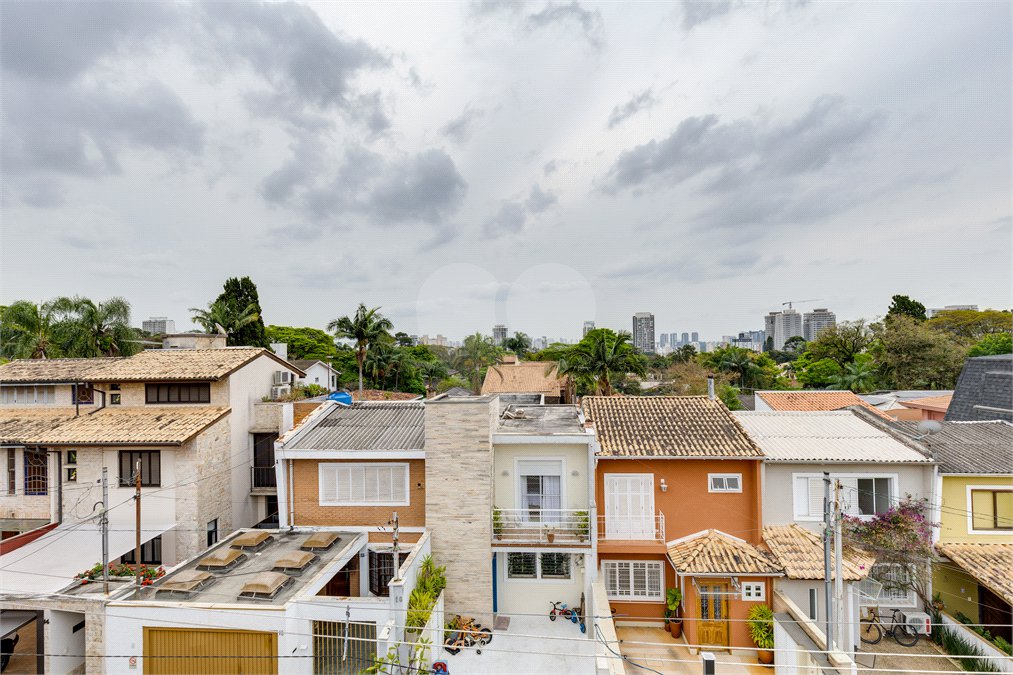 Casa de Vila à venda com 2 suítes em Santo Amaro, São Paulo, SP