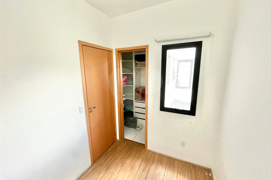 Casa à venda com 2 suítes no condomínio Residêncial Antuérpia, São Paulo - SP