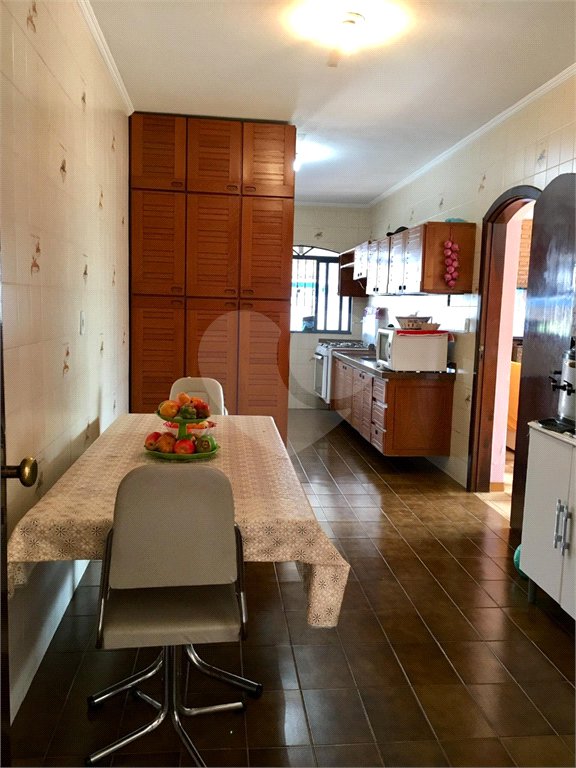 Casa à venda com 4 quartos, sendo 1 suíte, no Centro, Piracaia, SP