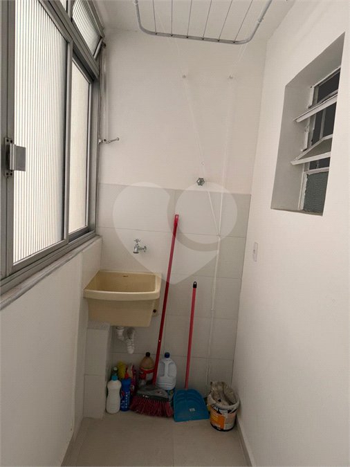 Apartamento à venda com 2 quartos, sendo 1 suíte, em Pinheiros, São Paulo, SP