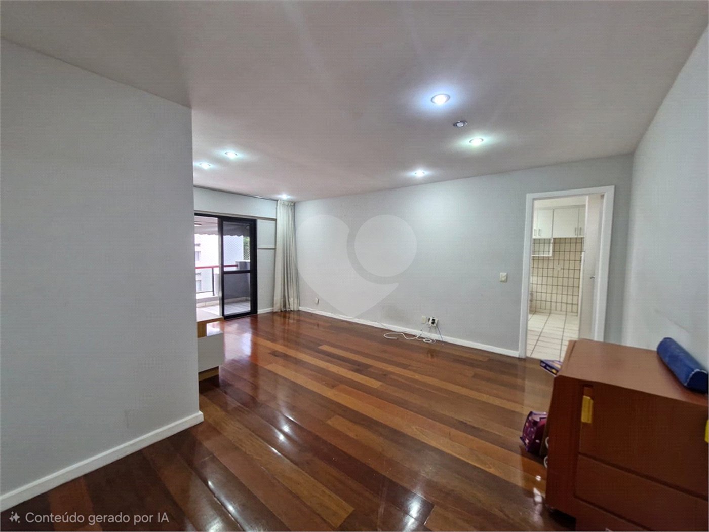 Apartamento à venda com 3 quartos, sendo 1 suíte,  em Tijuca, Rio de Janeiro, RJ