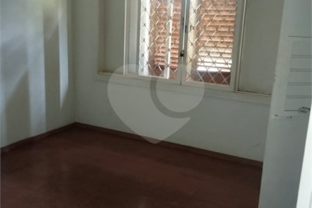 Casa à venda com 5 quartos, sendo 3 suítes, em Vila Sedenho, Araraquara, SP